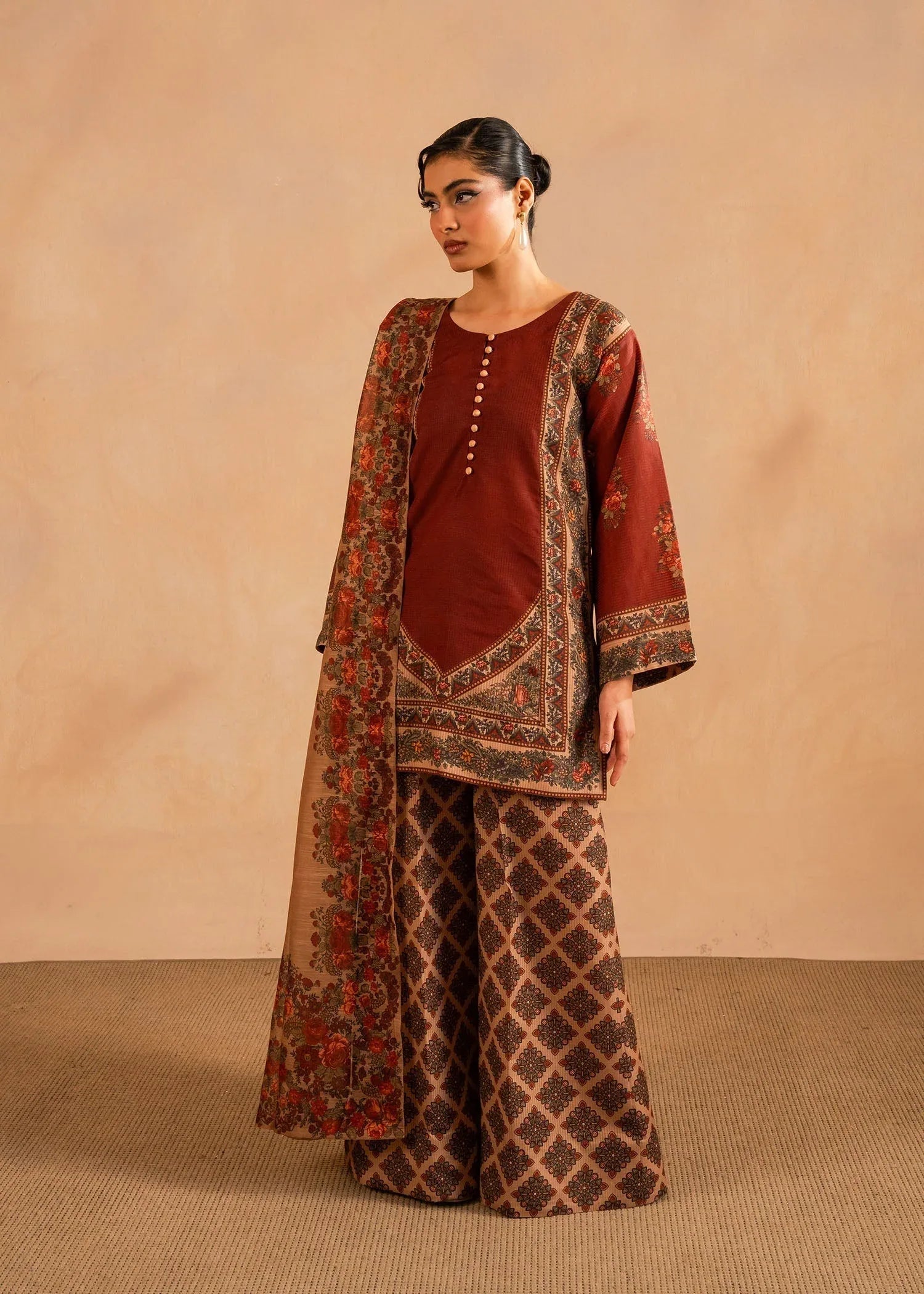 Maria Osama Khan | Retro Lawn 25 | Berra - Rang-e-Khaas