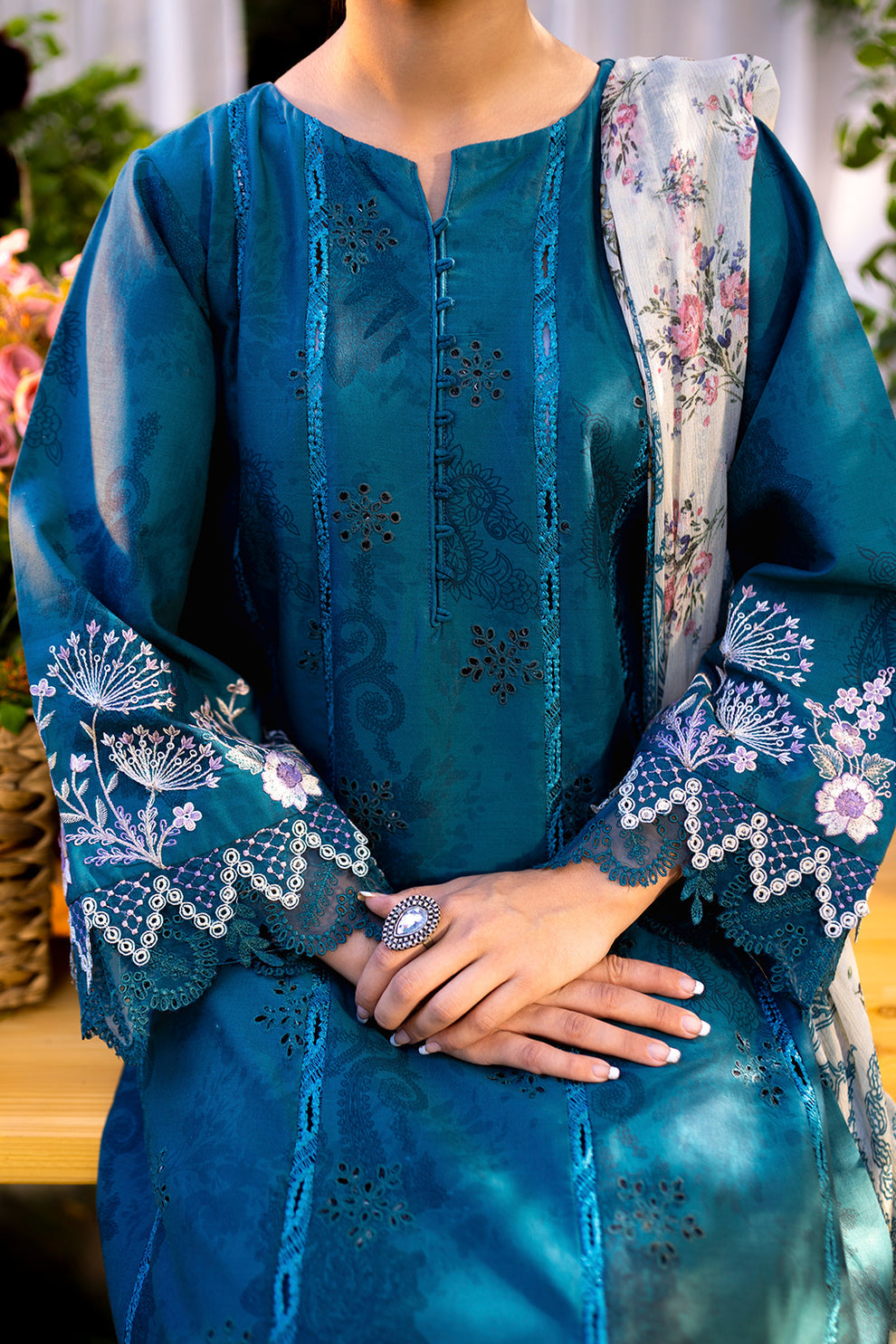 Neeshay | Summer Lines Printkari | LAGOON