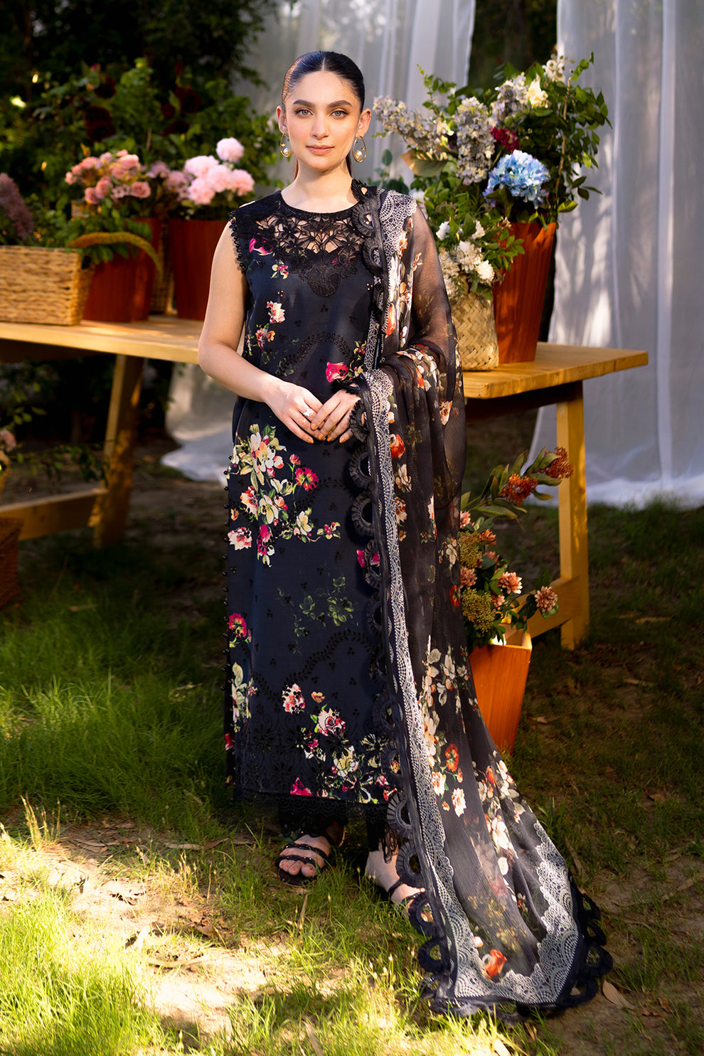 Neeshay | Summer Lines Printkari | OLIVINE