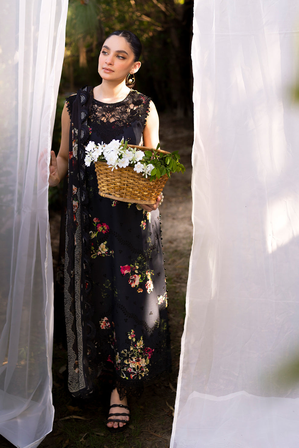 Neeshay | Summer Lines Printkari | OLIVINE