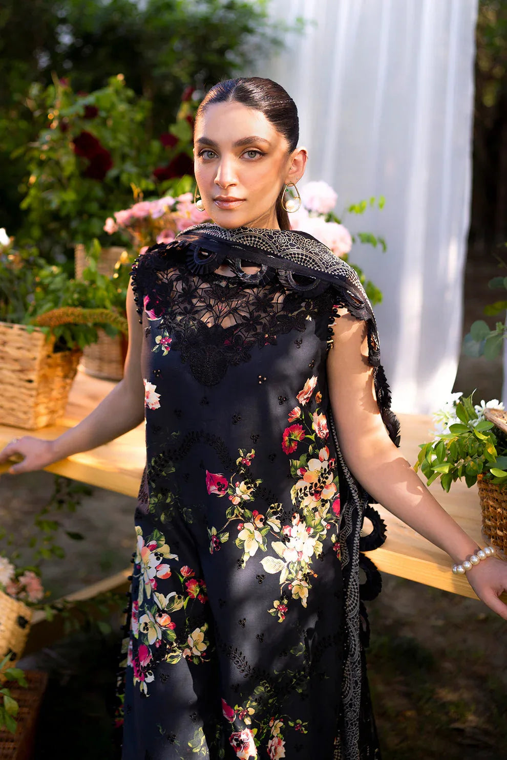 Neeshay | Summer Lines Printkari | OLIVINE - Rang-e-Khaas