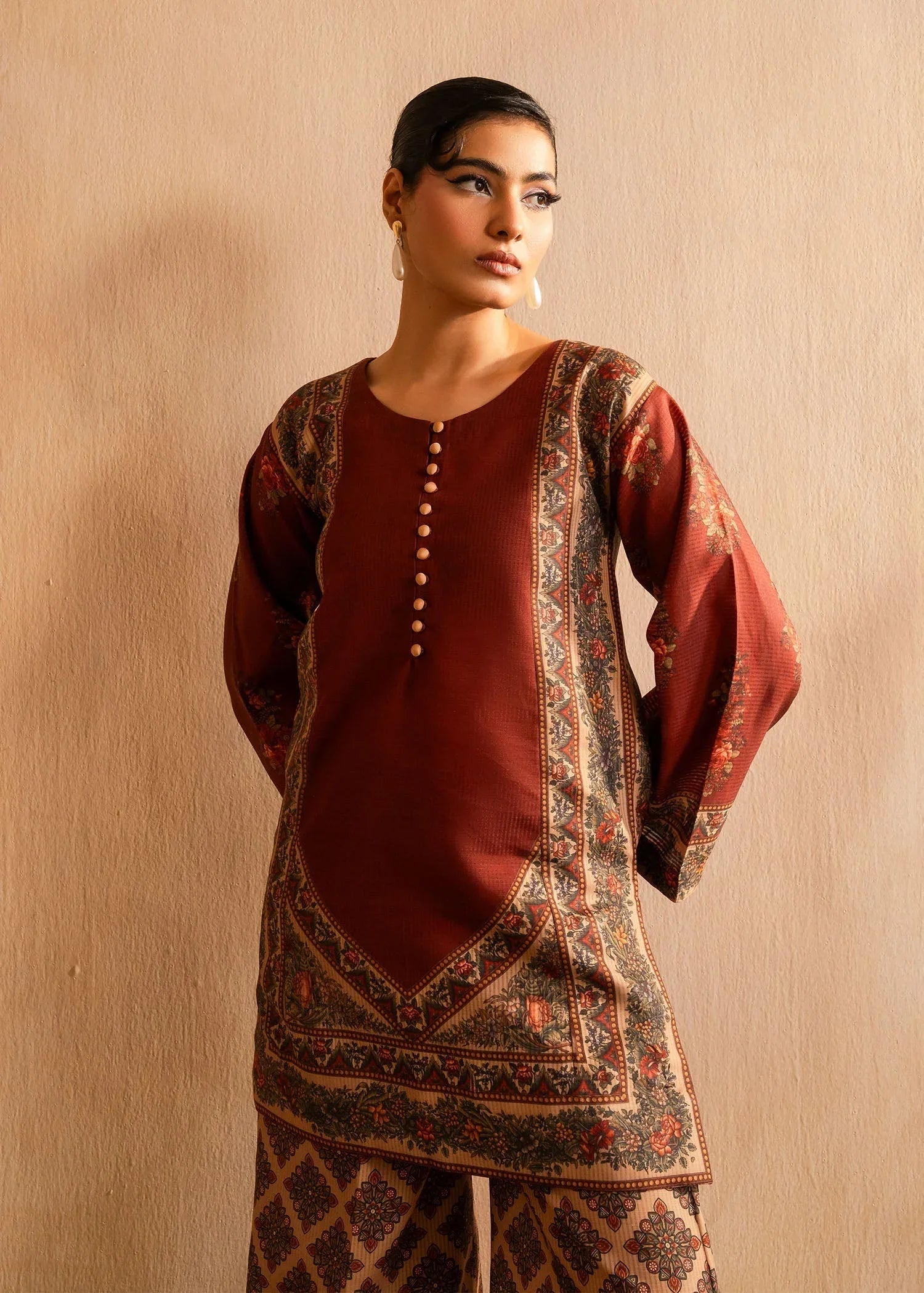Maria Osama Khan | Retro Lawn 25 | Berra - Rang-e-Khaas