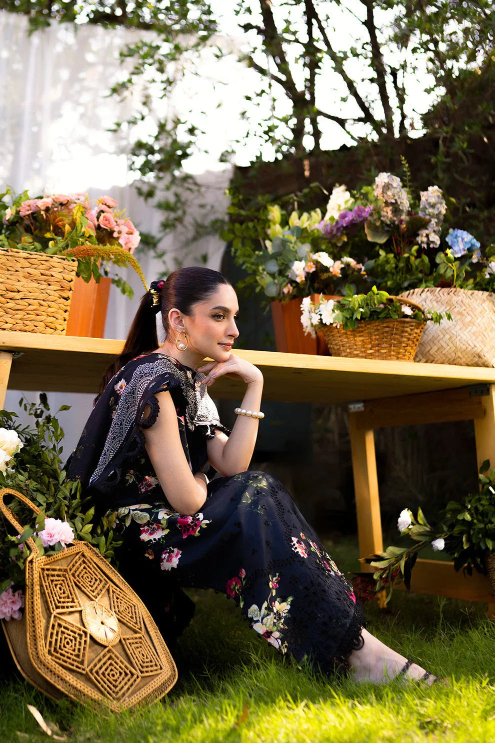 Neeshay | Summer Lines Printkari | OLIVINE - Rang-e-Khaas