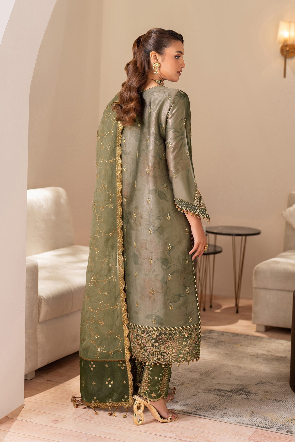 Alizeh | Formals 26 | Twilight