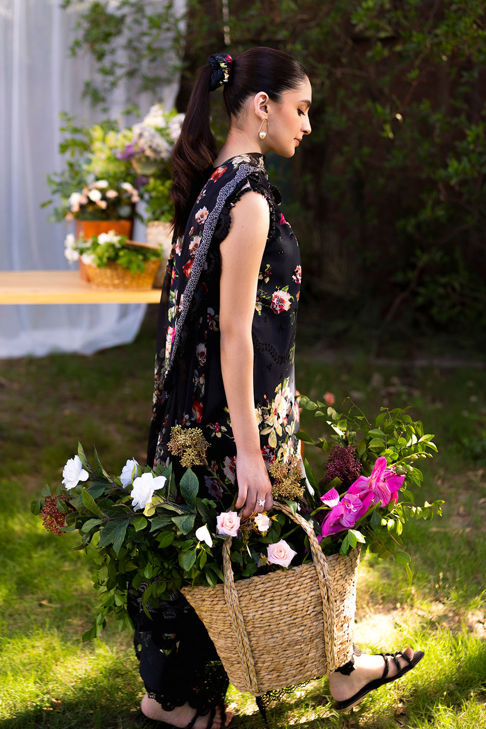 Neeshay | Summer Lines Printkari | OLIVINE