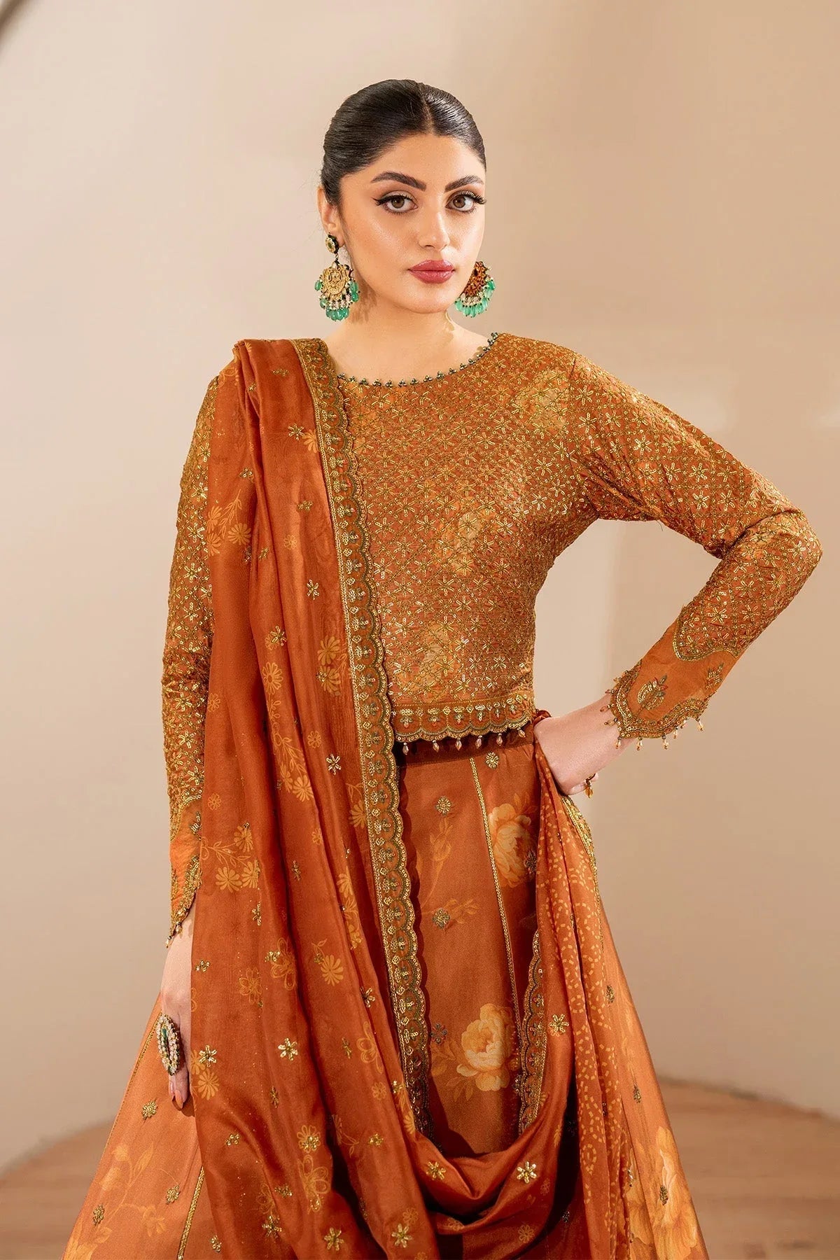 Alizeh | Formals 26 | Vivara - Rang-e-Khaas