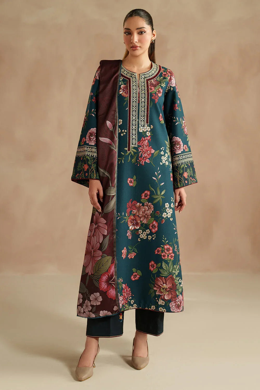 Jazmin | Winter 25 |  UW-0209 - Rang-e-Khaas