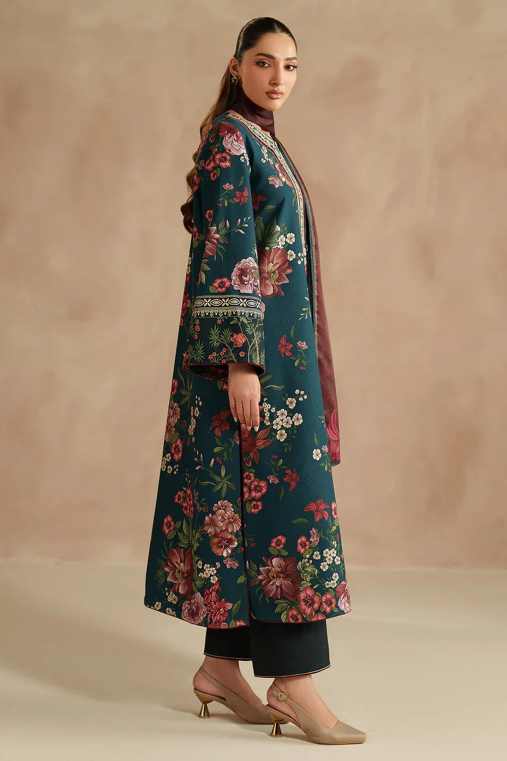 Jazmin | Winter 25 |  UW-0209 - Rang-e-Khaas