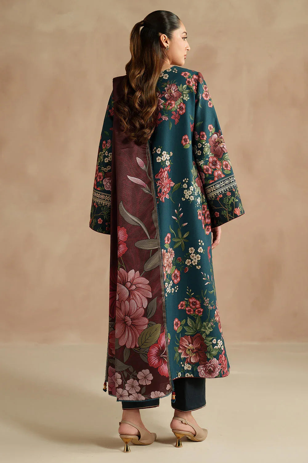 Jazmin | Winter 25 |  UW-0209 - Rang-e-Khaas
