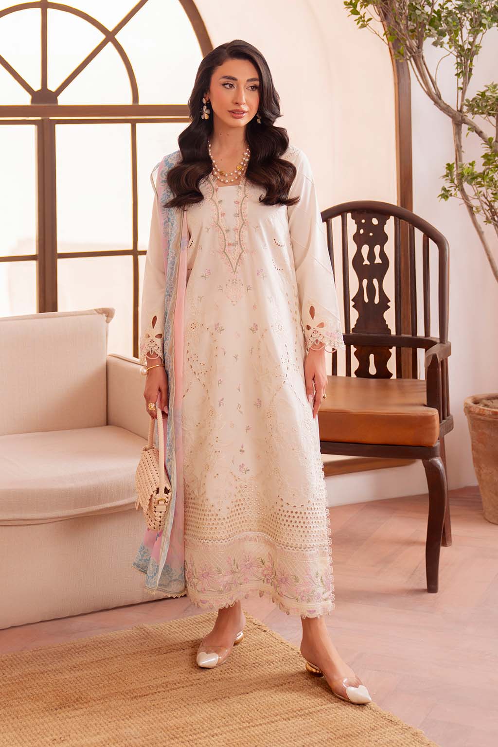 Neeshay | Symphony Luxury Lawn | LUMEN - Rang-e-Khaas