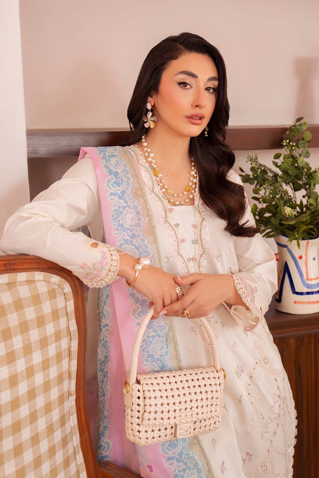 Neeshay | Symphony Luxury Lawn | LUMEN - Rang-e-Khaas