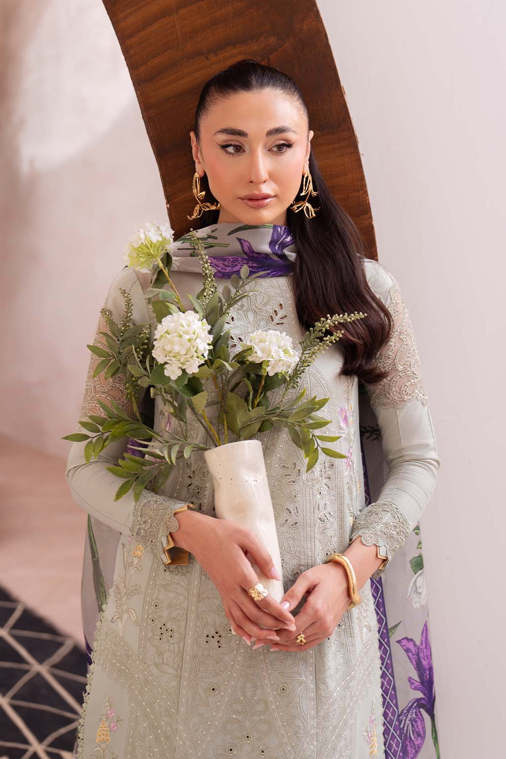 Neeshay | Symphony Luxury Lawn | OLIVE - Rang-e-Khaas