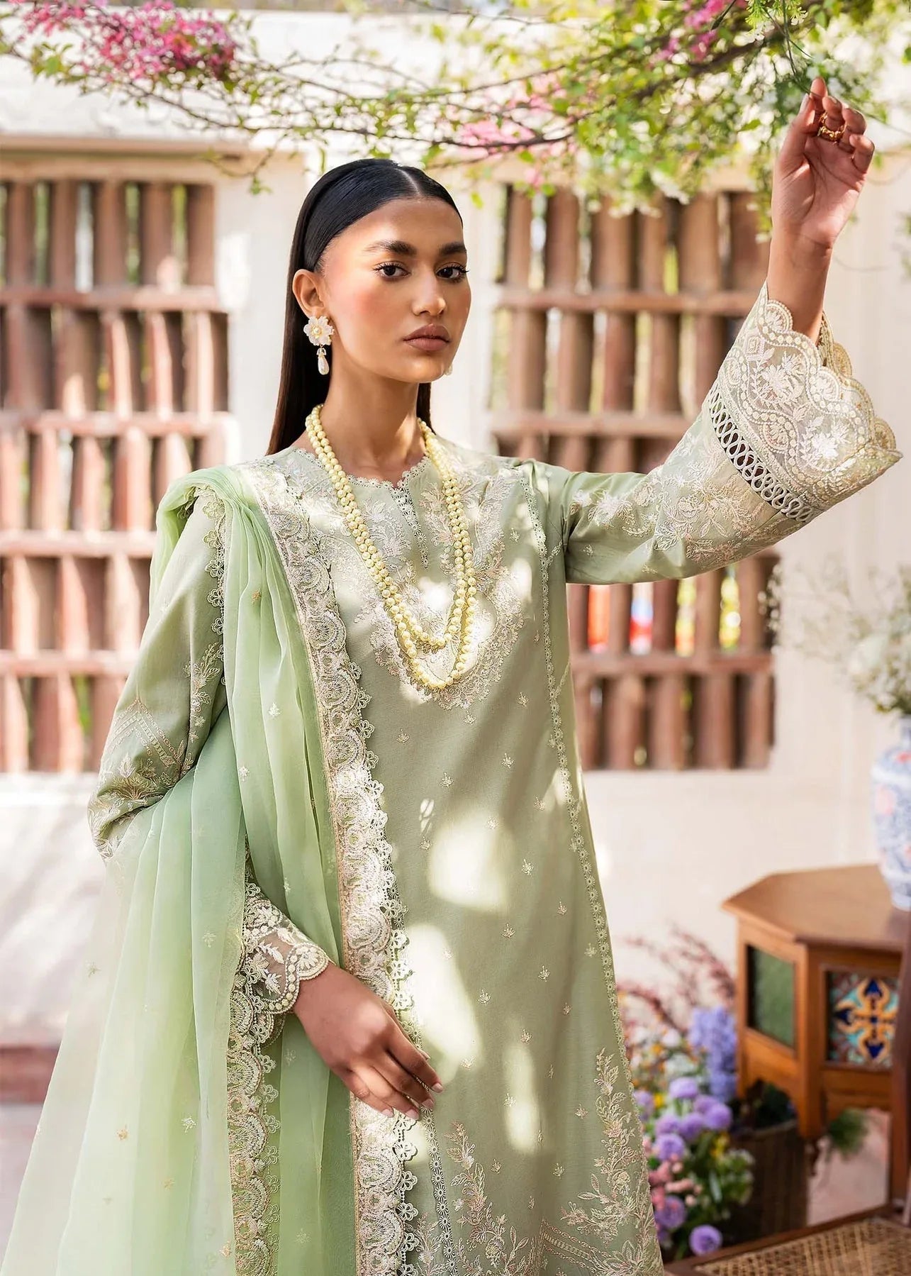 Akbar Aslam | Pret Lawn | CHIC - Rang-e-Khaas