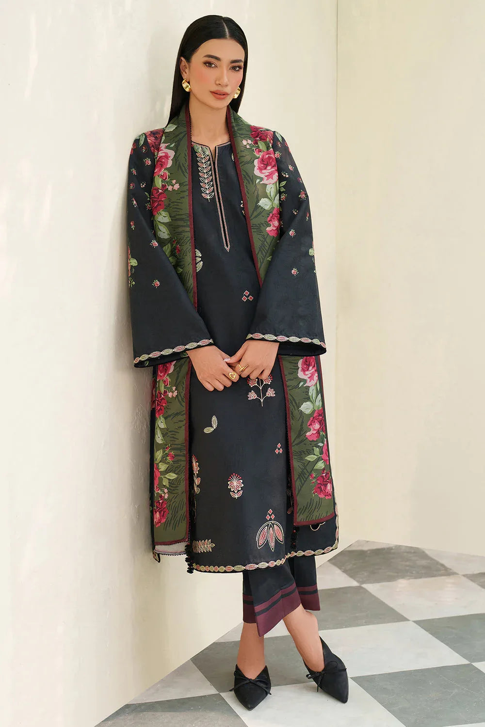 Jazmin | Winter 25 | UW-0167 I - Rang-e-Khaas