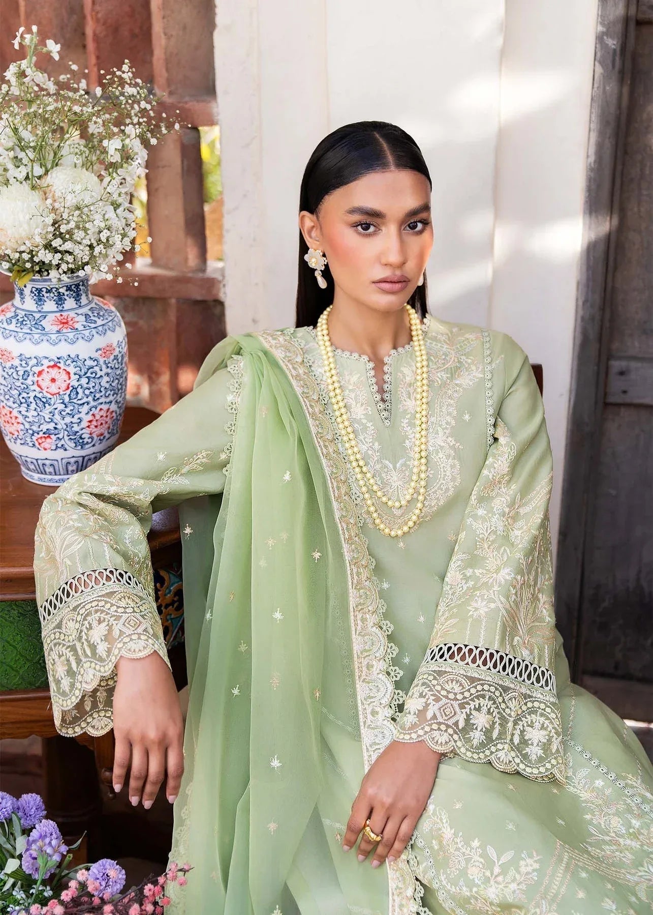 Akbar Aslam | Pret Lawn | CHIC - Rang-e-Khaas