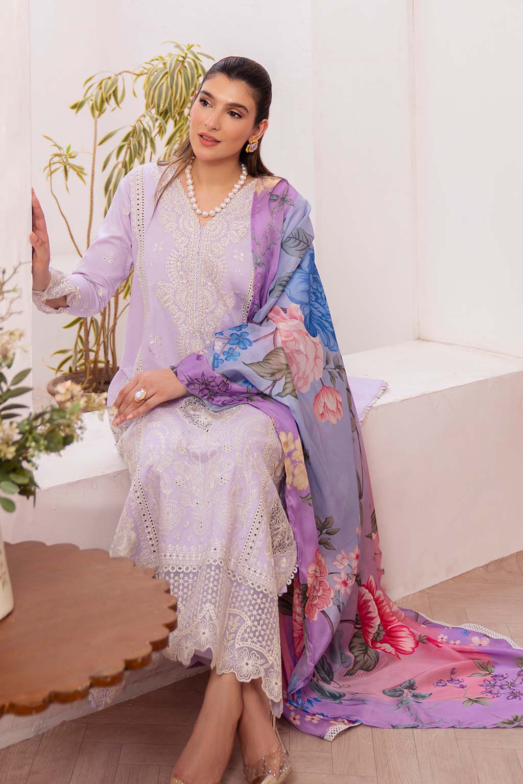 Neeshay | Symphony Luxury Lawn | MUSE - Rang-e-Khaas