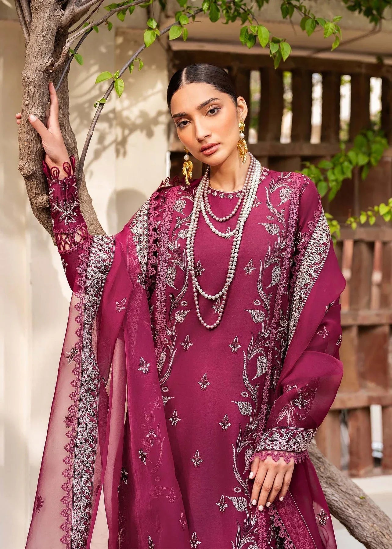 Akbar Aslam | Pret Lawn | PRESTIGE - Rang-e-Khaas