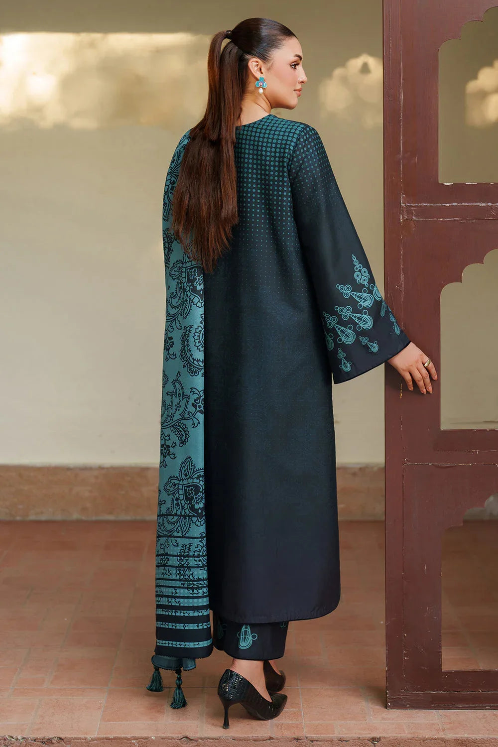 Jazmin | Winter 25 | UW-0181 Z - Rang-e-Khaas