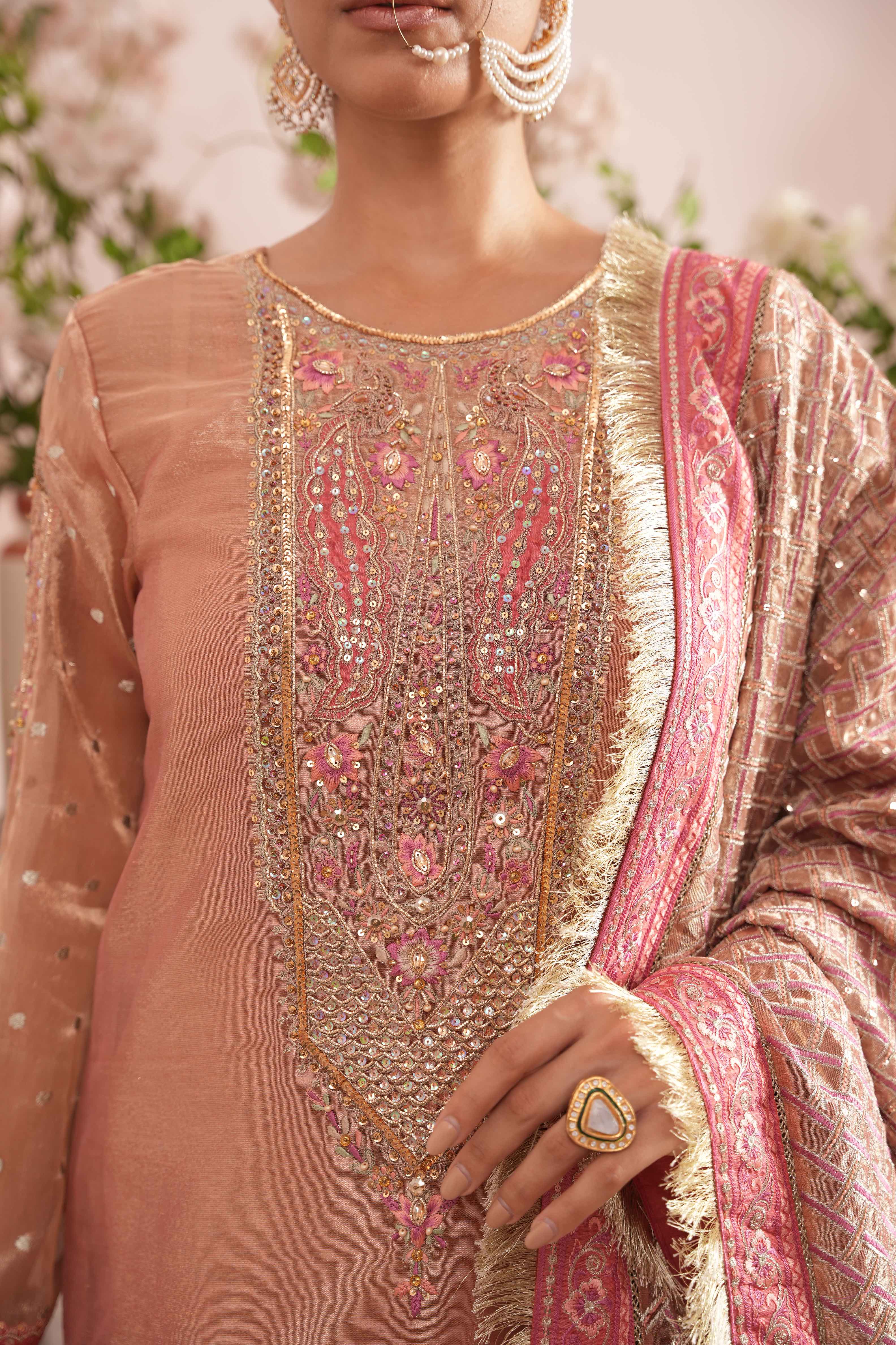 Faiza Faisal | Heeriye Luxury Formals | Noor - Rang-e-Khaas