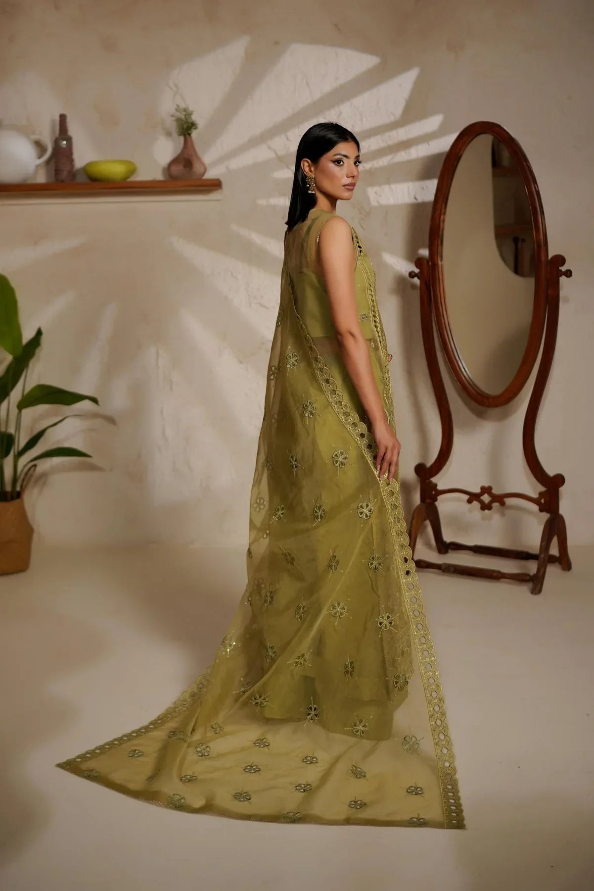 Maryams | Noir Luxe | GLORIANA-NOR-1406 - Rang-e-Khaas
