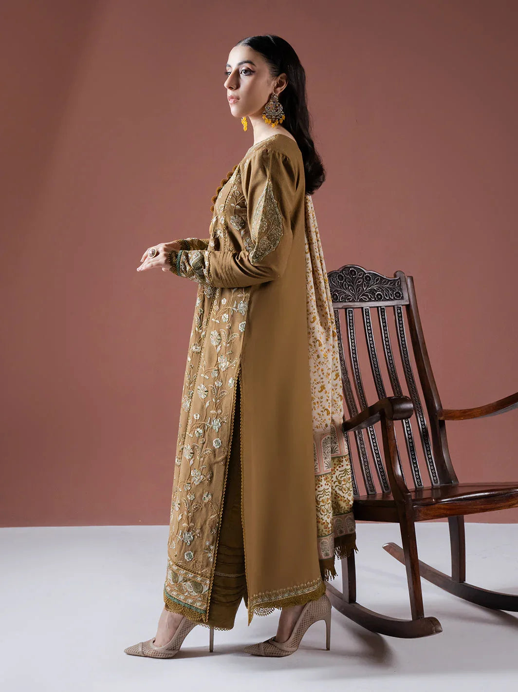 Faiza Faisal | Winter Edit 2024 | EMIRA - Rang-e-Khaas