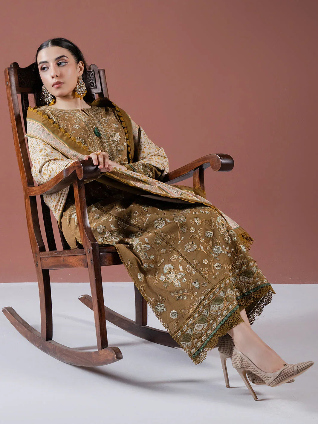 Faiza Faisal | Winter Edit 2024 | EMIRA - Rang-e-Khaas