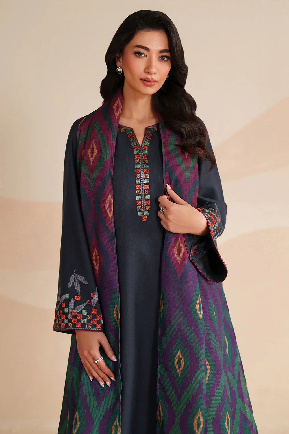 Jazmin | Winter 25 | UW-0226 - Rang-e-Khaas