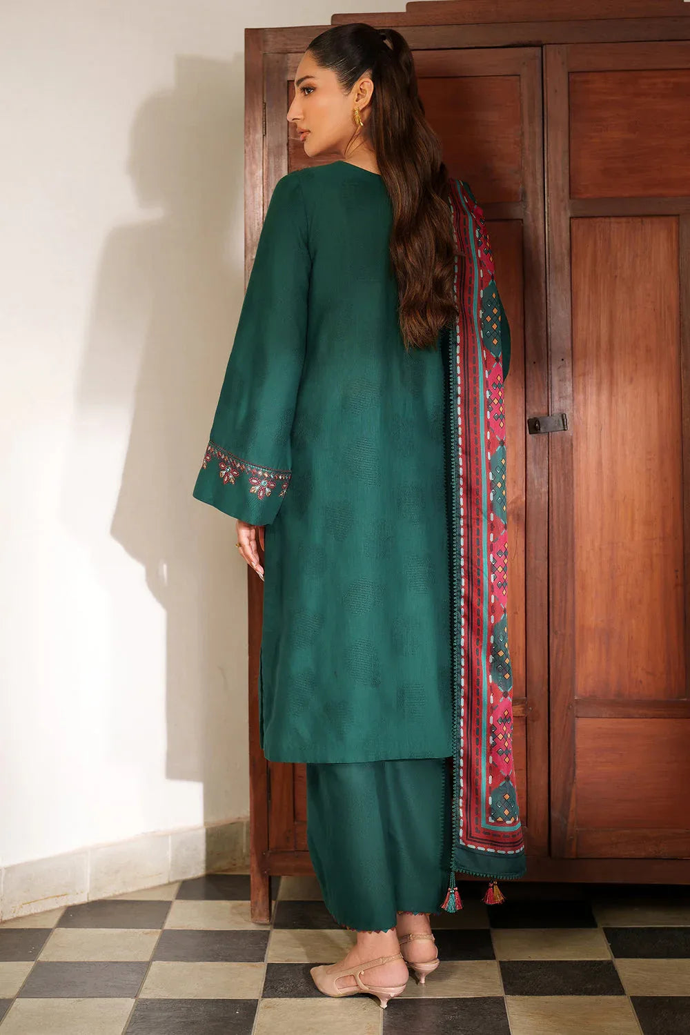 Jazmin | Winter 25 | UW-0146 H - Rang-e-Khaas