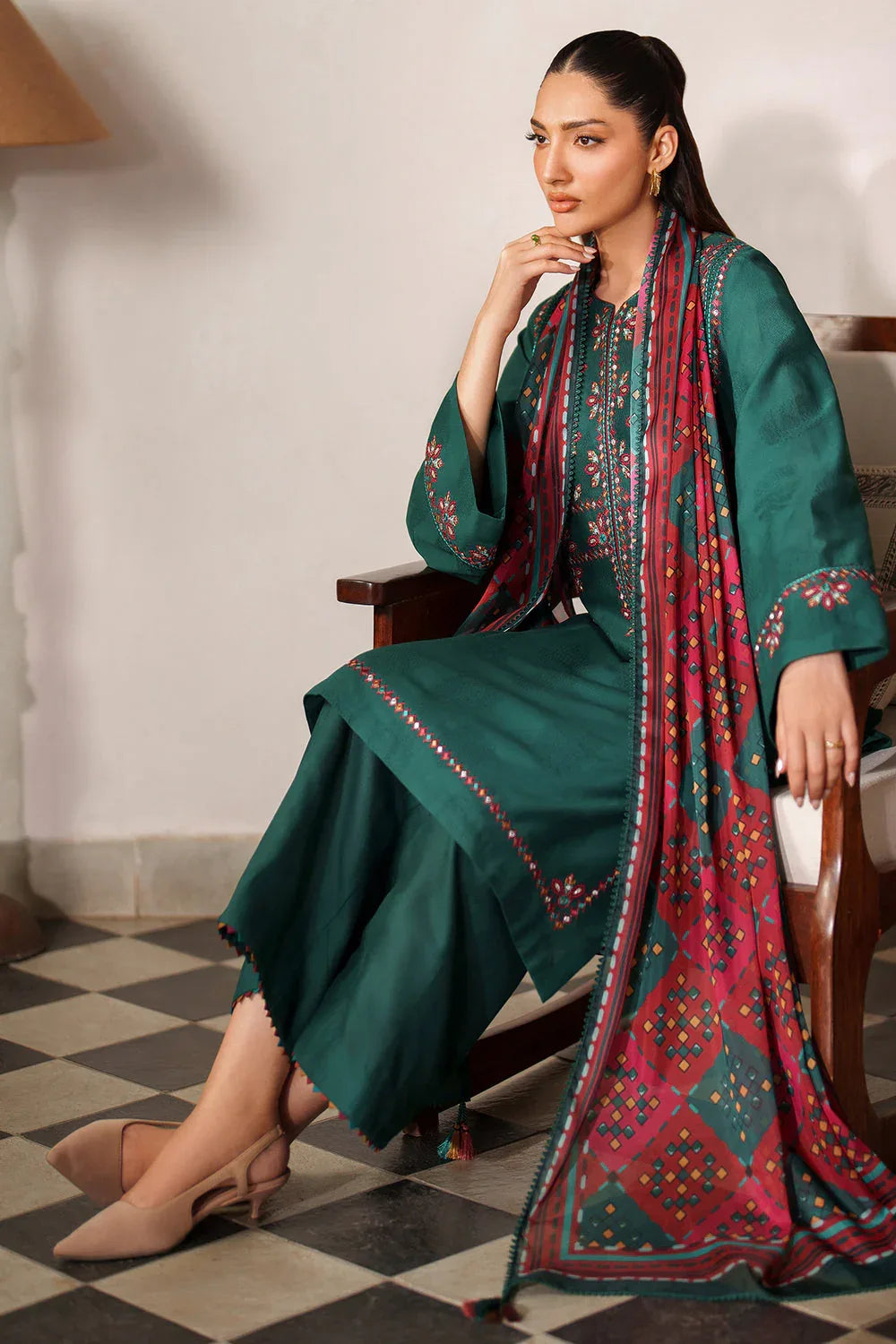 Jazmin | Winter 25 | UW-0146 H - Rang-e-Khaas