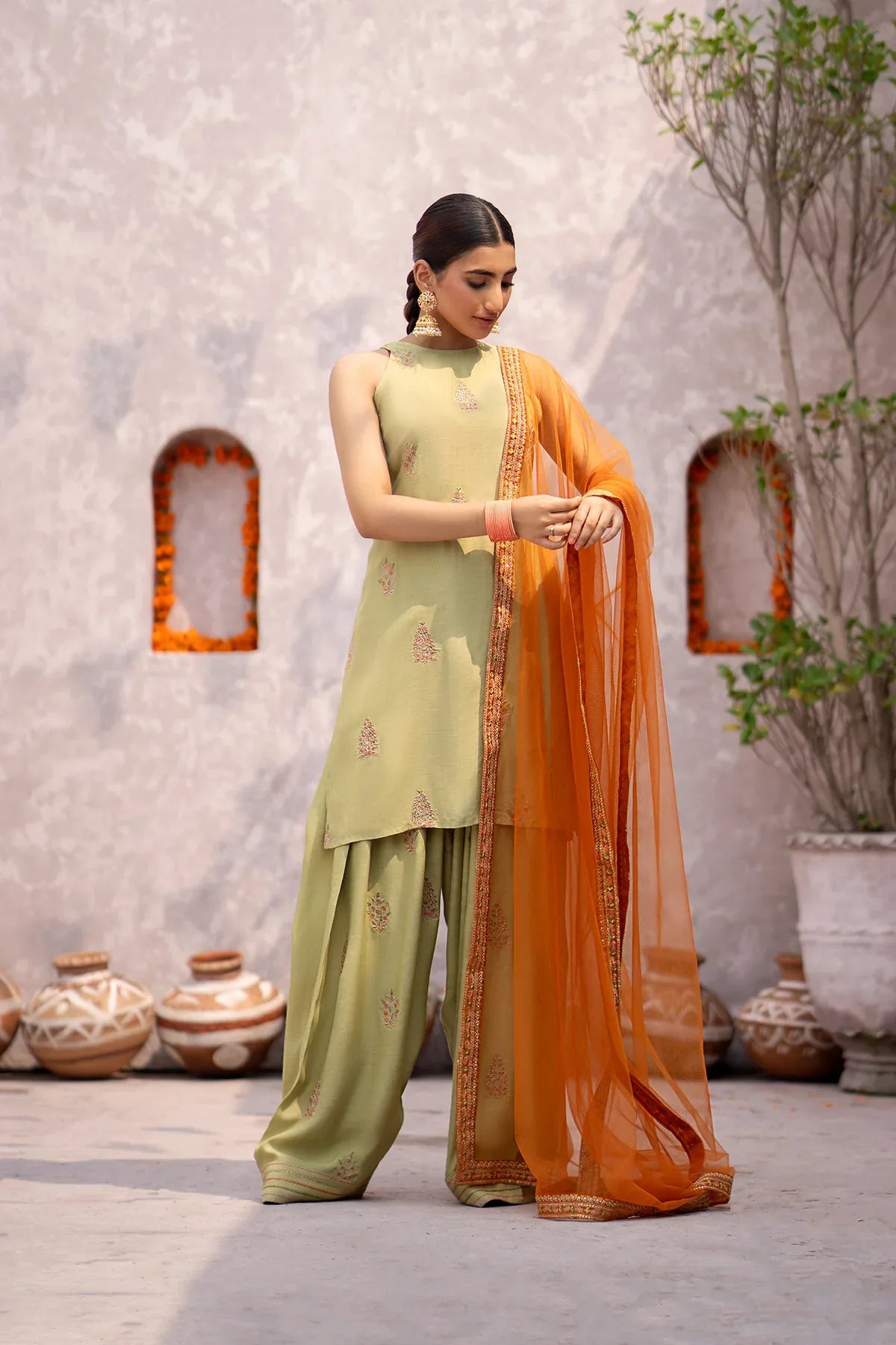 Erum Khan | Sakhiyan Formals | GULBAHAR - Rang-e-Khaas