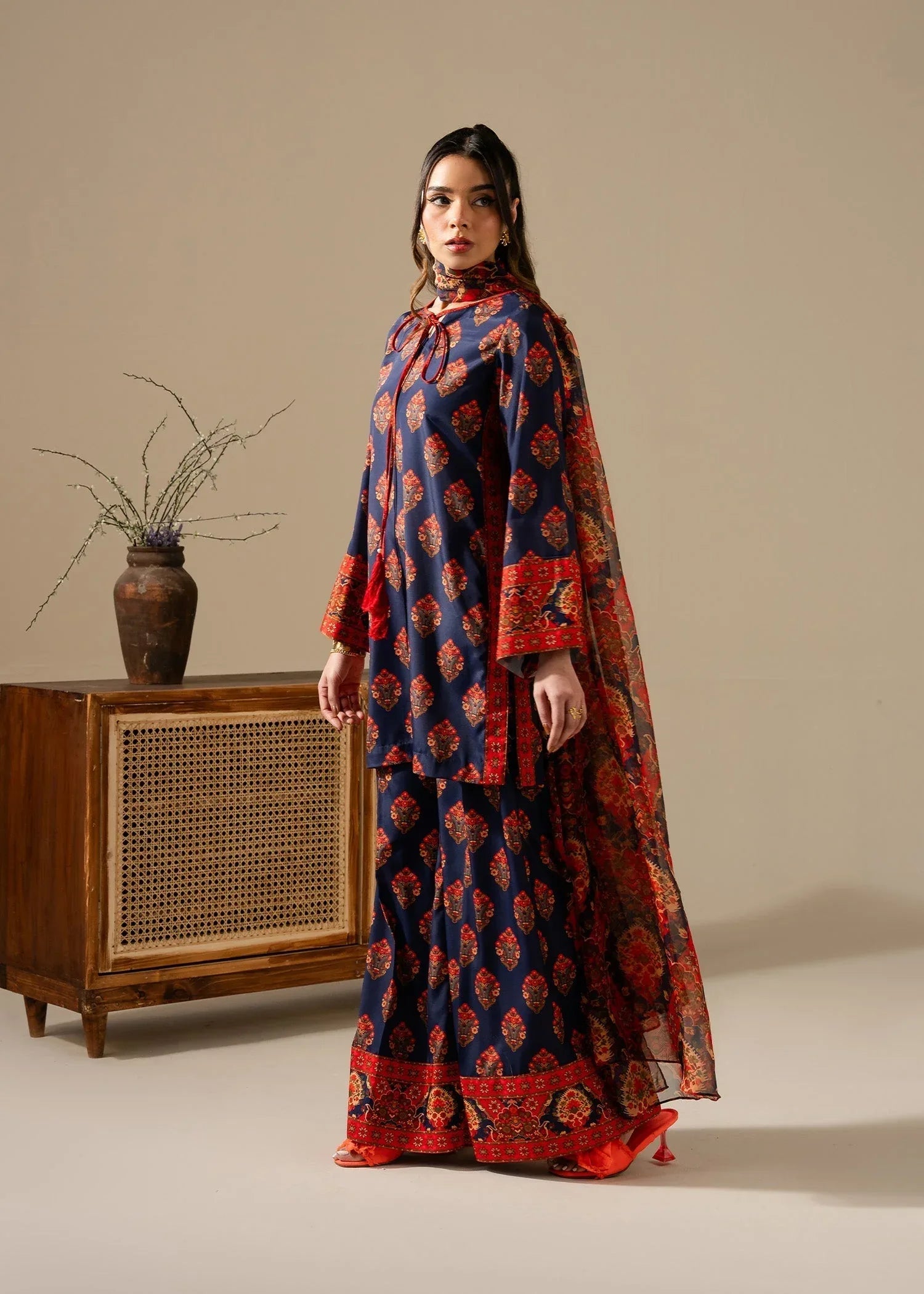 Maria Osama Khan | Retro Vol 3 | Milania - Rang-e-Khaas