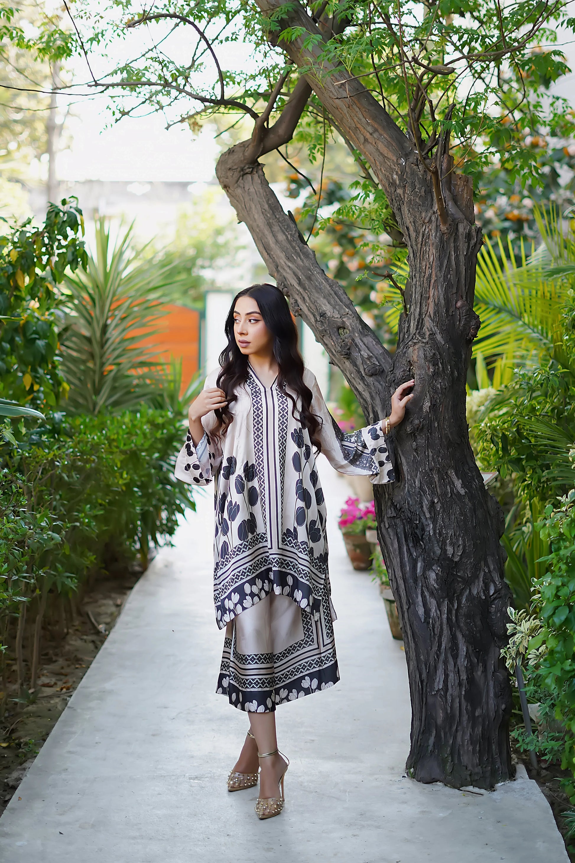 Erum Khan | Nue Pret | Royal Mirage - Rang-e-Khaas