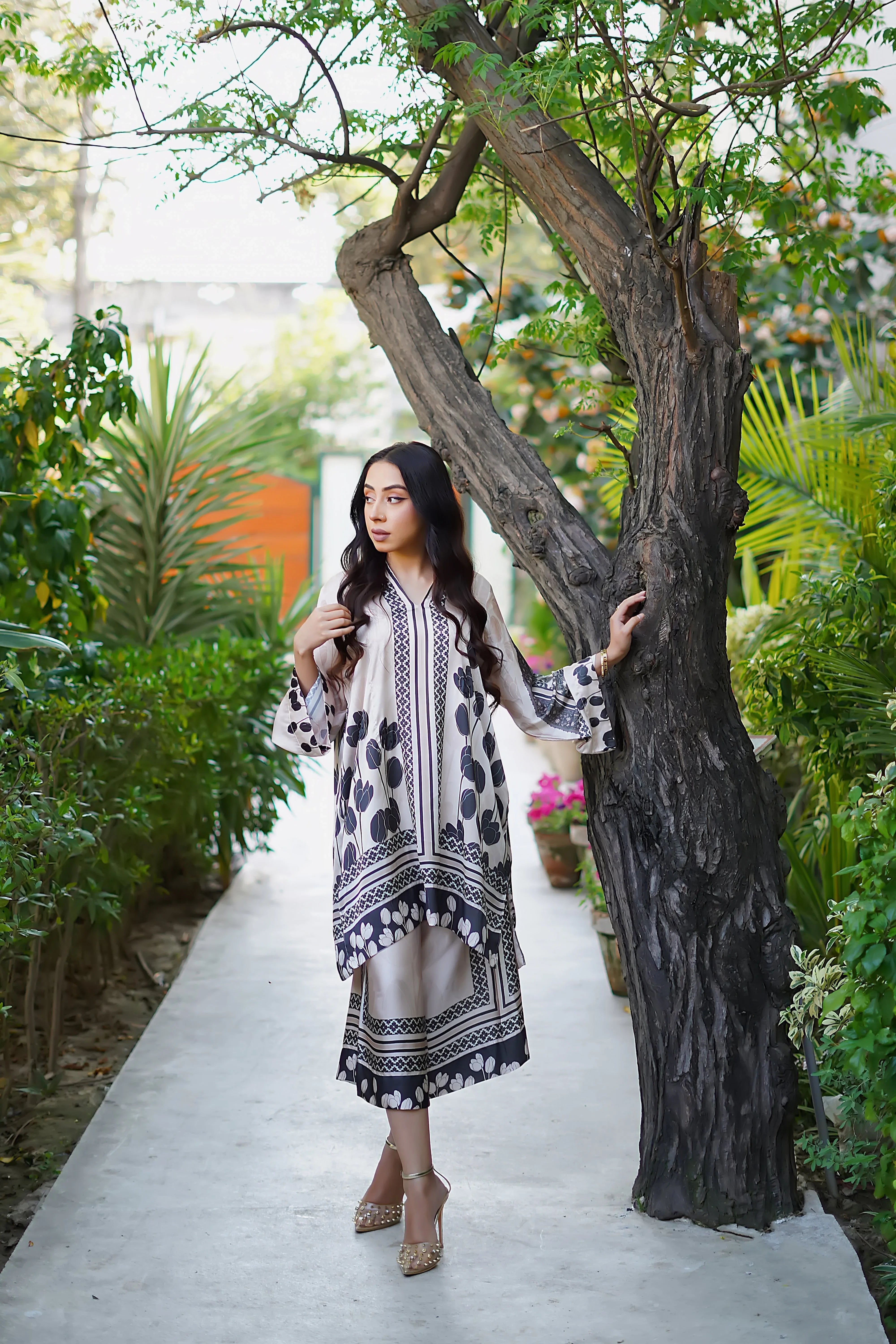Erum Khan | Nue Pret | Royal Mirage - Rang-e-Khaas