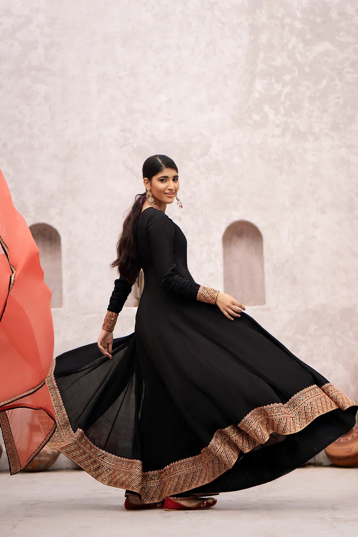 Erum Khan | Sakhiyan Formals | CHAMELI - Rang-e-Khaas