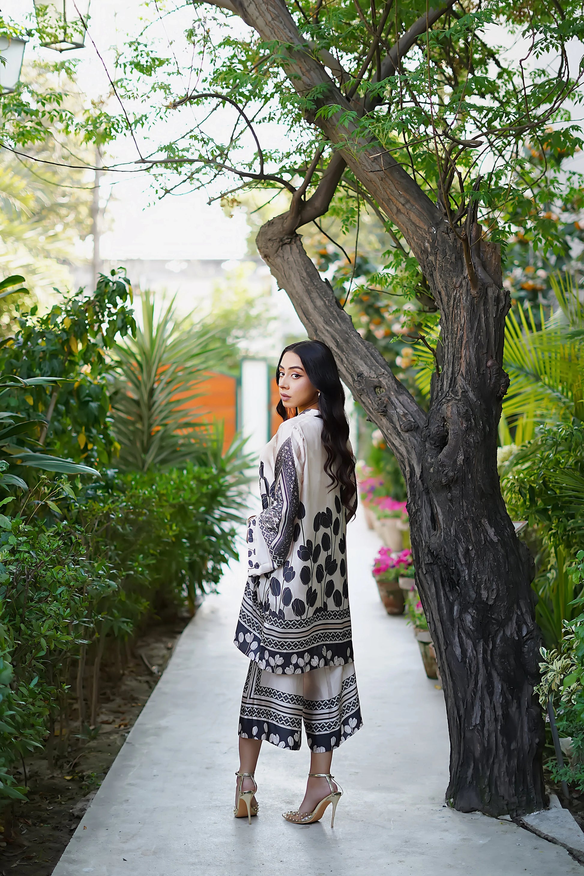 Erum Khan | Nue Pret | Royal Mirage - Rang-e-Khaas