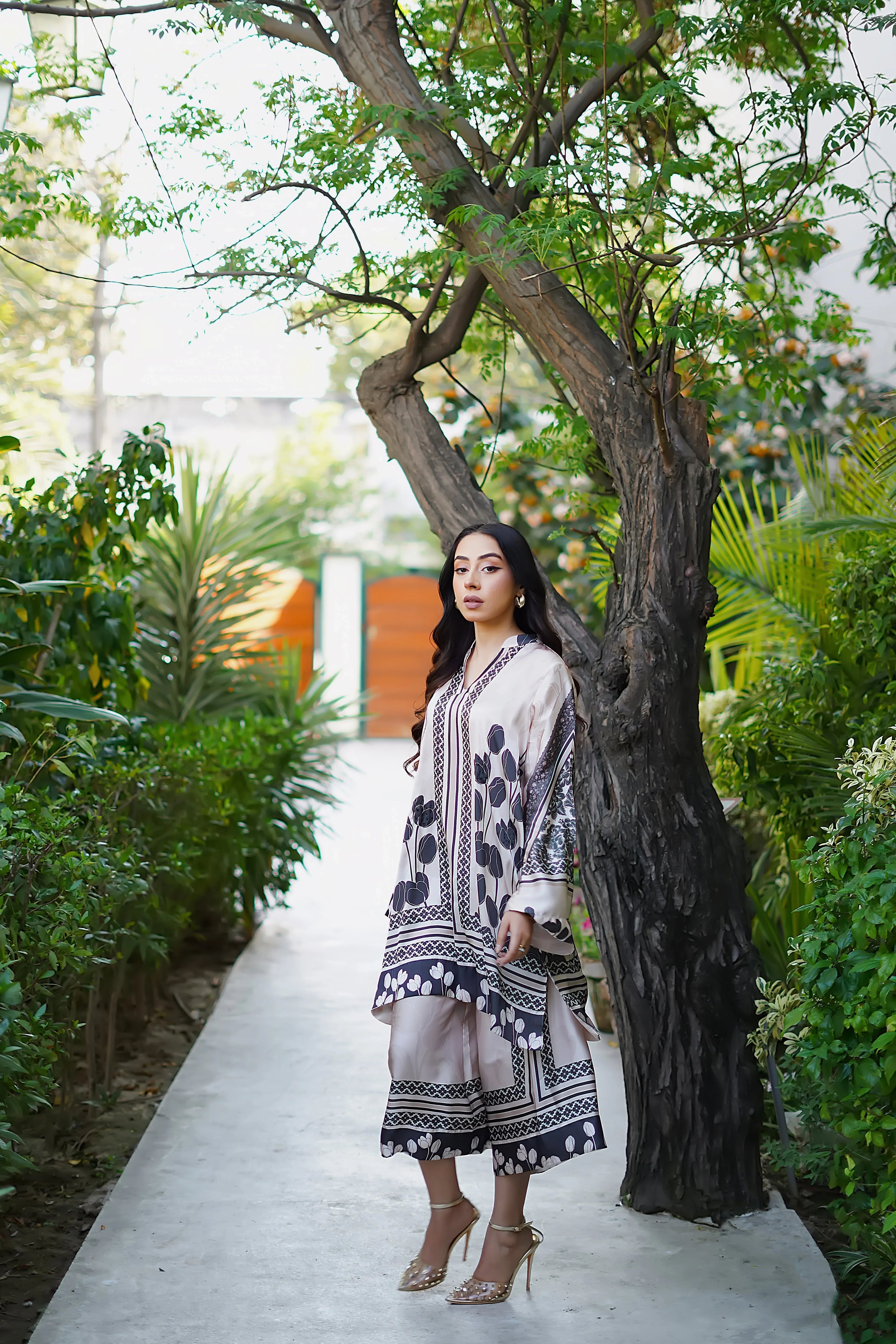 Erum Khan | Nue Pret | Royal Mirage - Rang-e-Khaas