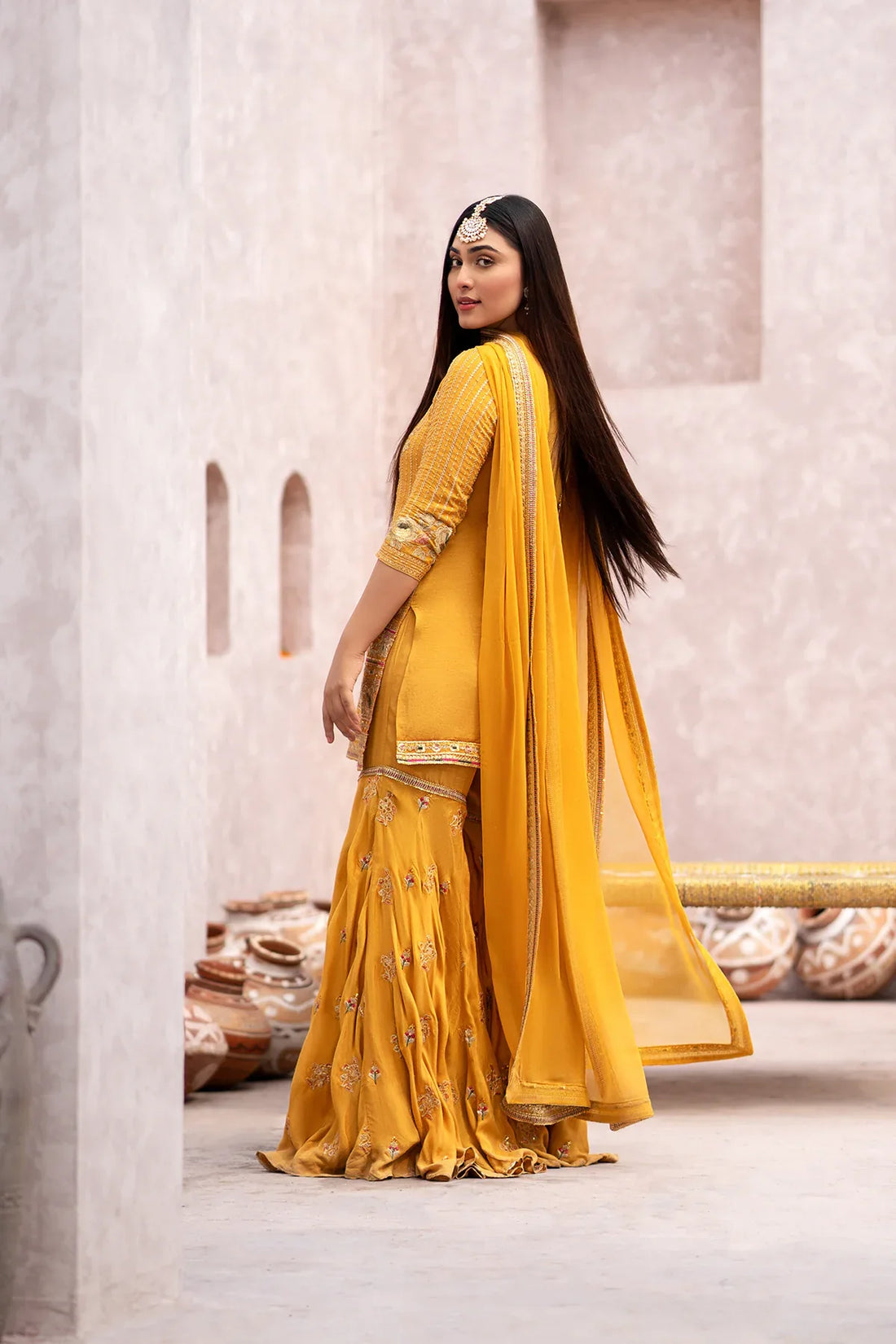 Erum Khan | Sakhiyan Formals | GENDA - Rang-e-Khaas