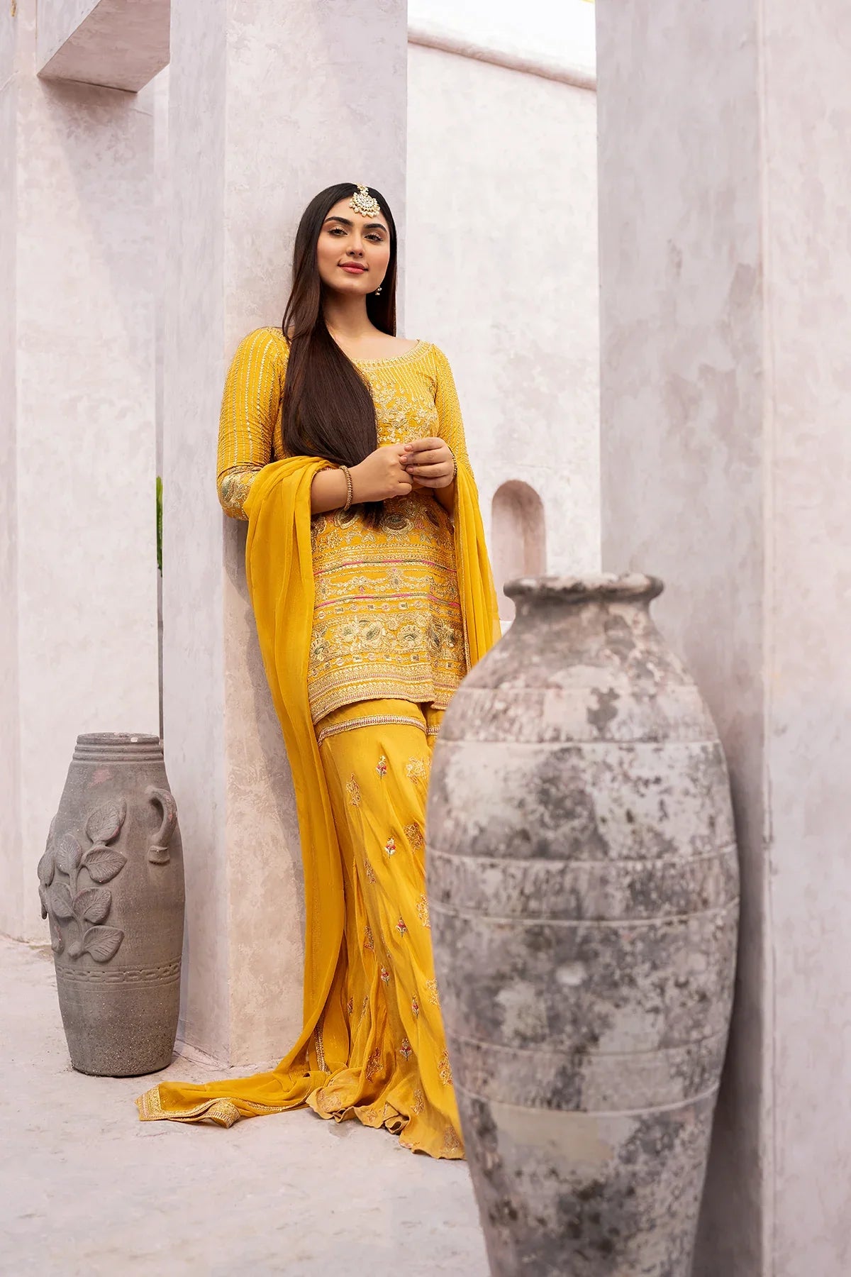 Erum Khan | Sakhiyan Formals | GENDA - Rang-e-Khaas