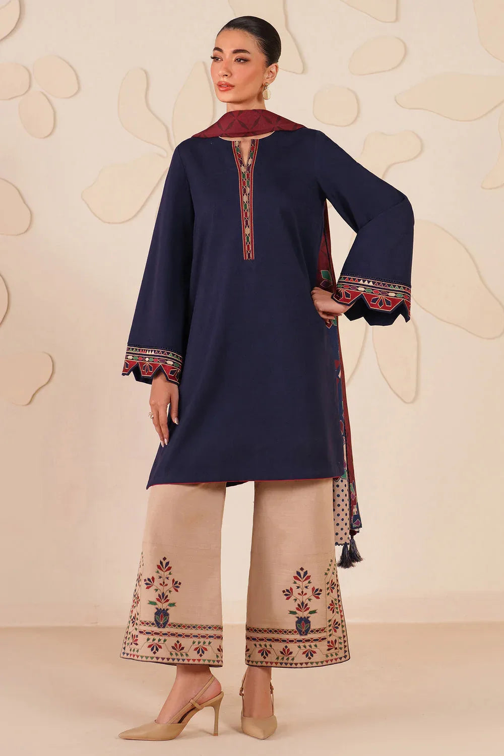 Jazmin | Winter 25 |  UW-0219 - Rang-e-Khaas