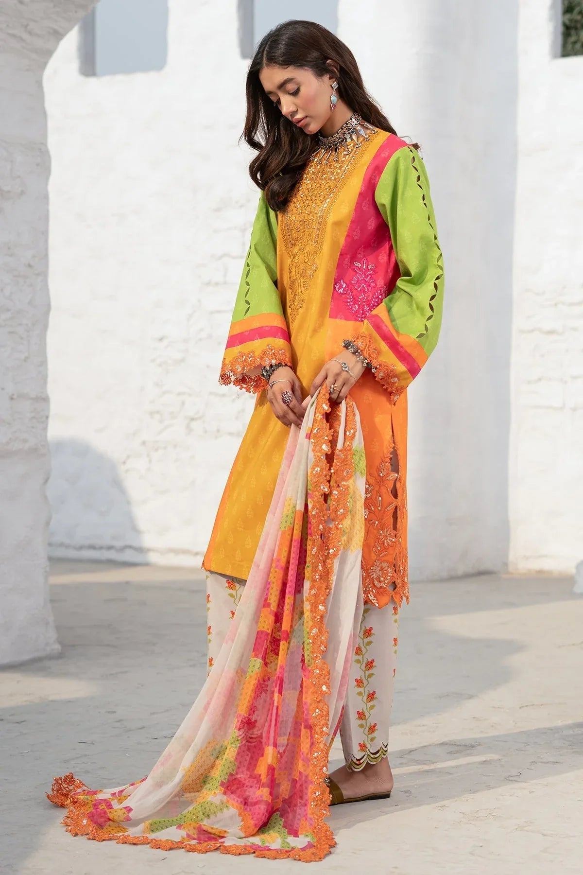 Charizma | Rangoli Lawn | CRO5-06 - Rang-e-Khaas