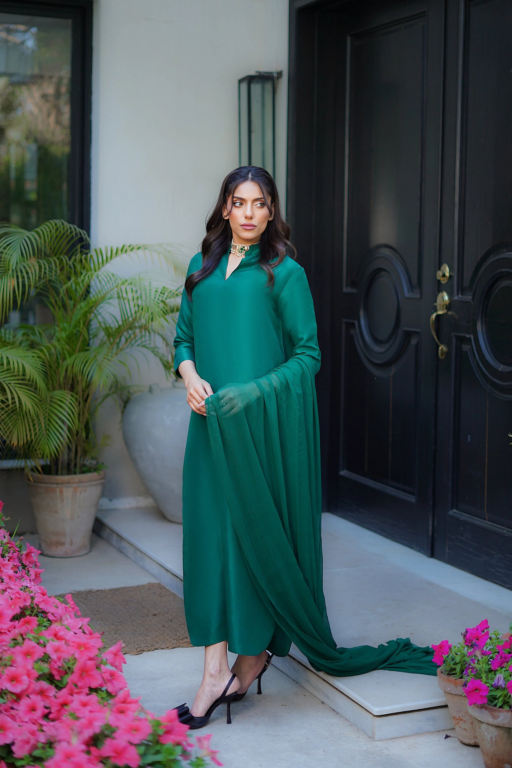 Erum Khan | Nue 25 | Ocean Jewel - Rang-e-Khaas