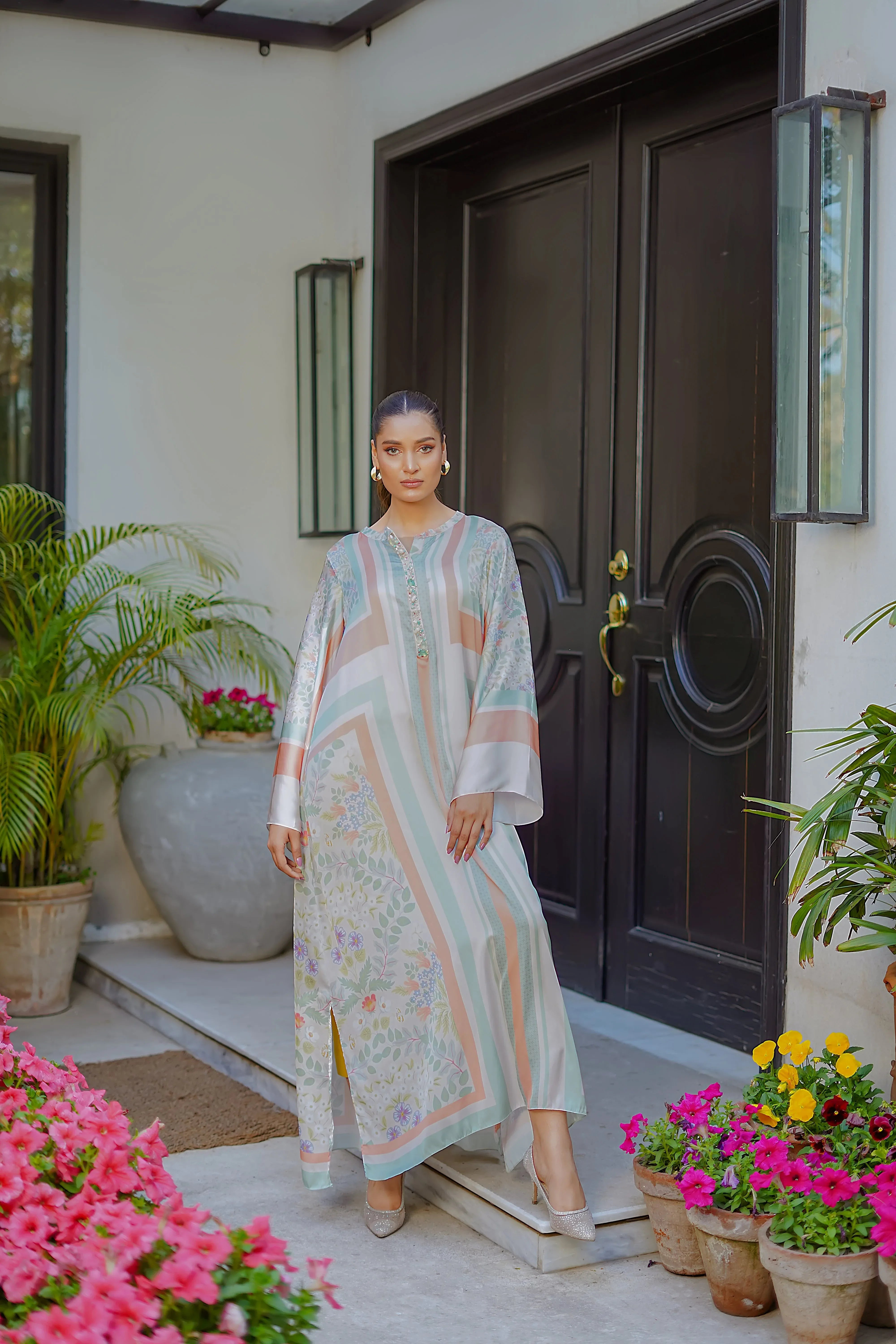 Erum Khan | Nue Pret | Whisper Blush - Rang-e-Khaas
