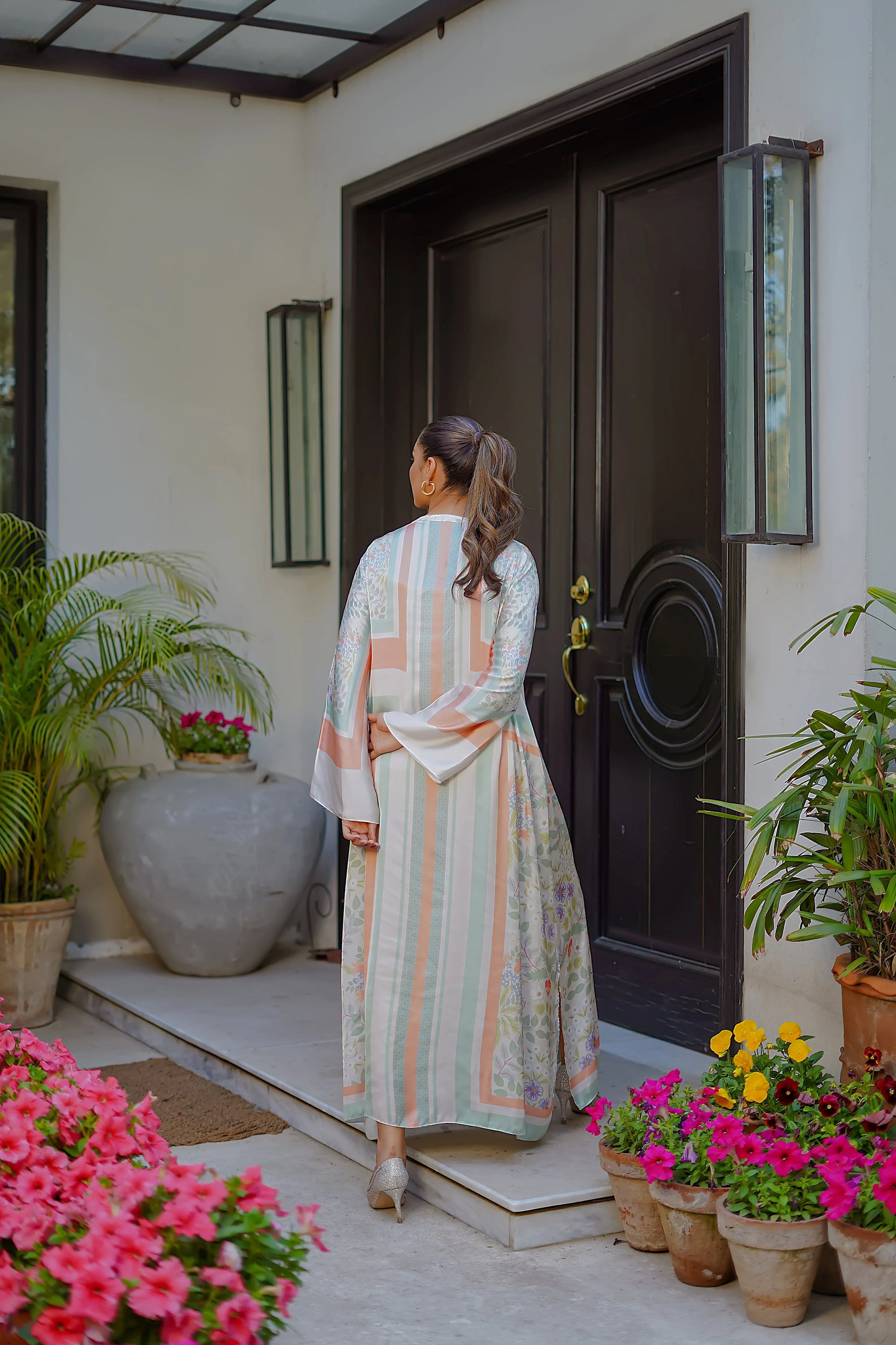 Erum Khan | Nue 25 | Whisper Blush - Rang-e-Khaas