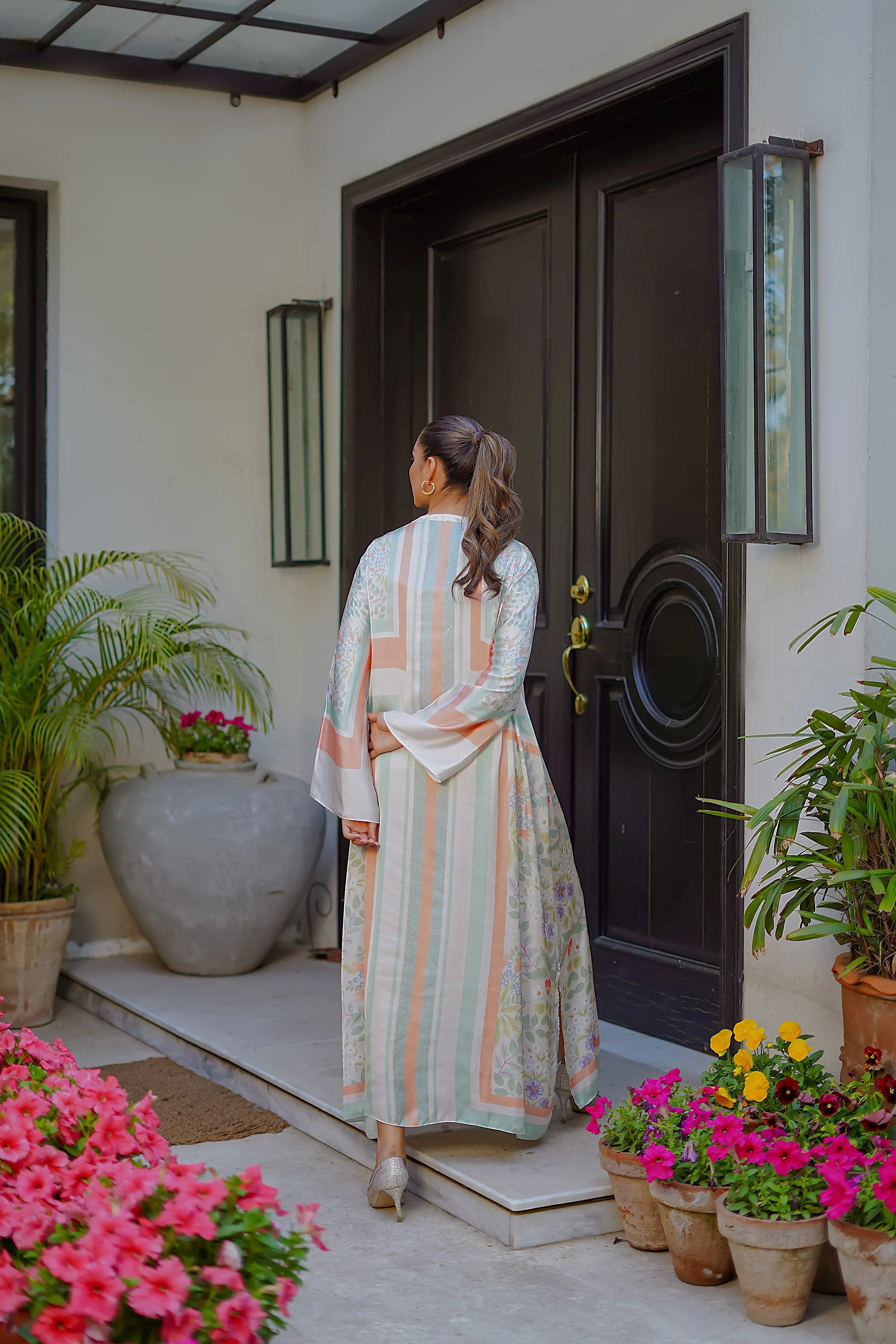 Erum Khan | Nue 25 | Whisper Blush - Rang-e-Khaas