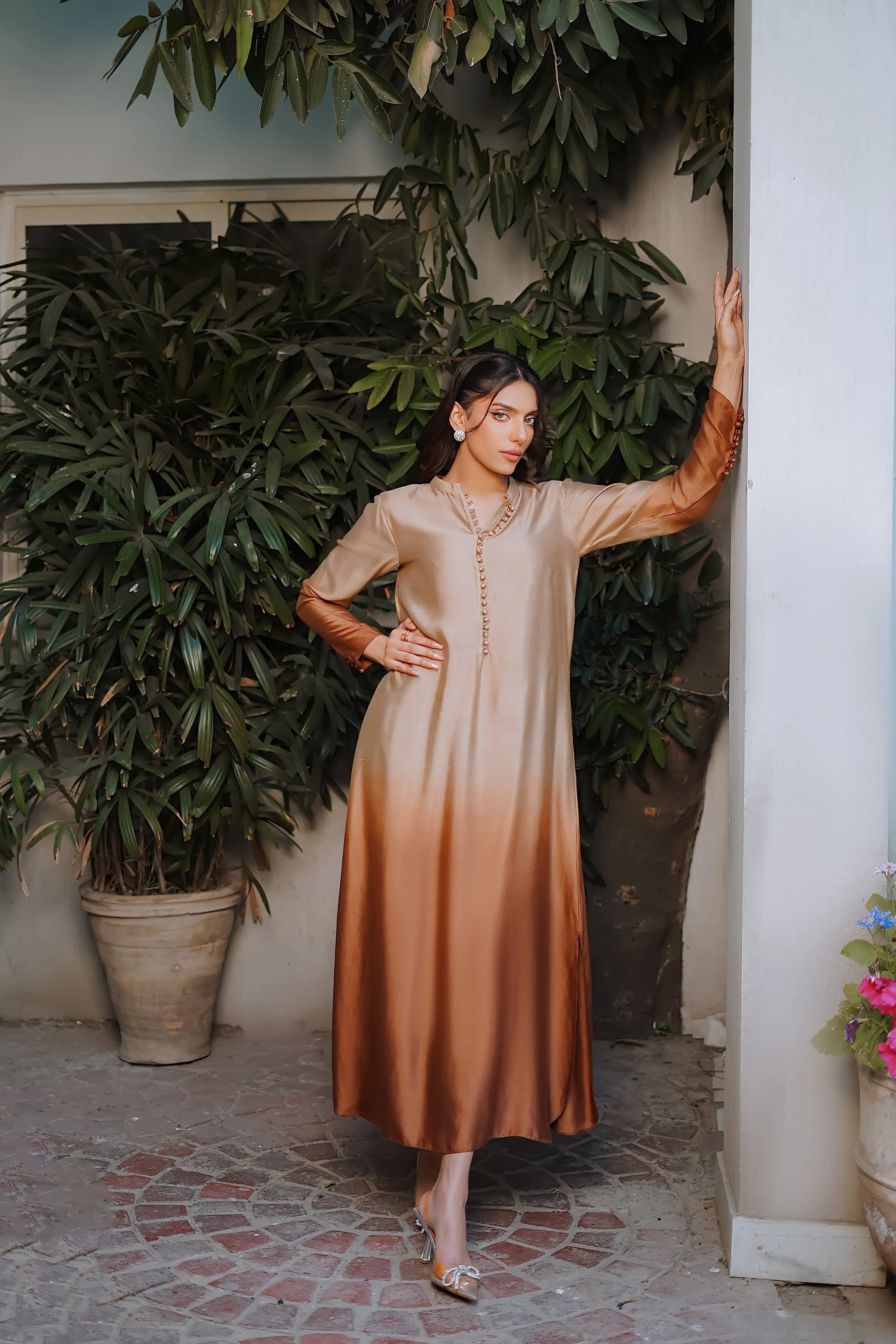 Erum Khan | Nue 25 | Sunset Dusk - Rang-e-Khaas