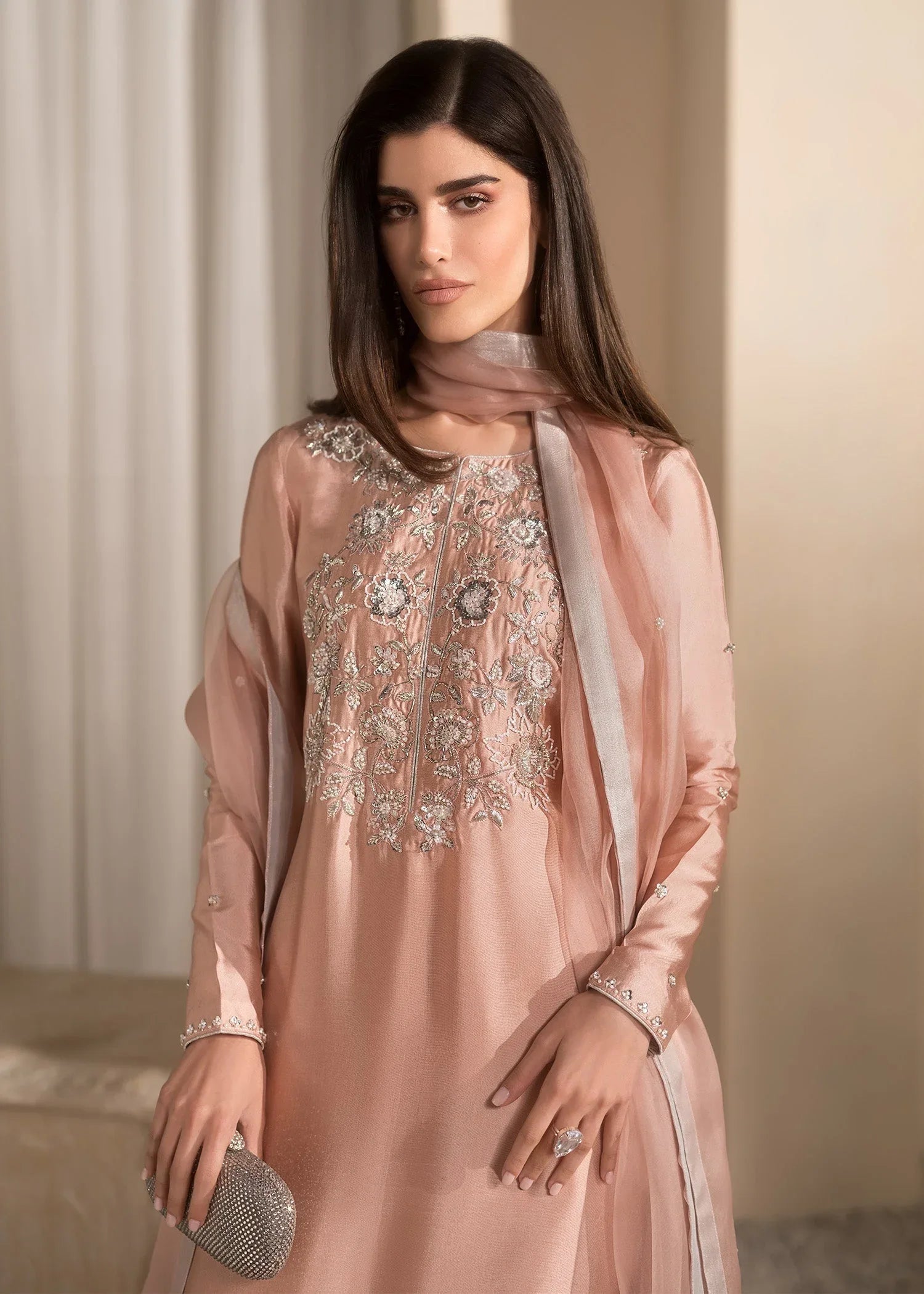 Mahum Asad | Breaking the Bar | Bare Blush - Rang-e-Khaas