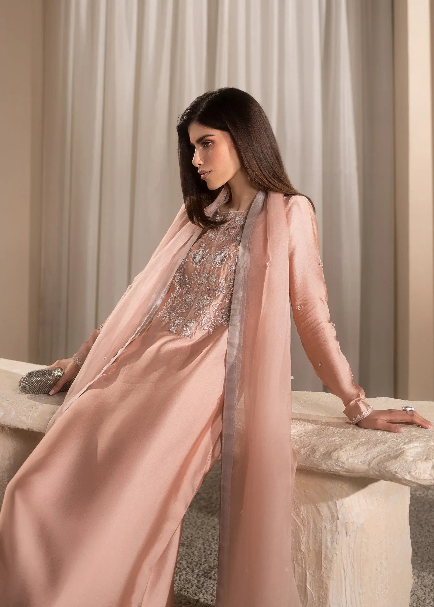 Mahum Asad | Breaking the Bar | Bare Blush - Rang-e-Khaas