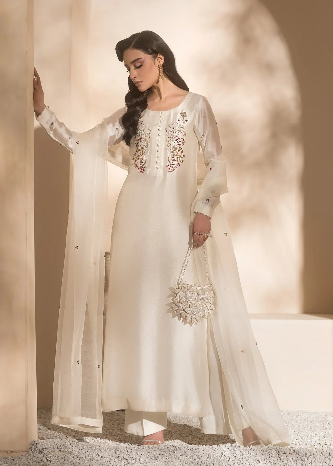 Mahum Asad | Breaking the Bar | Gloss - Rang-e-Khaas