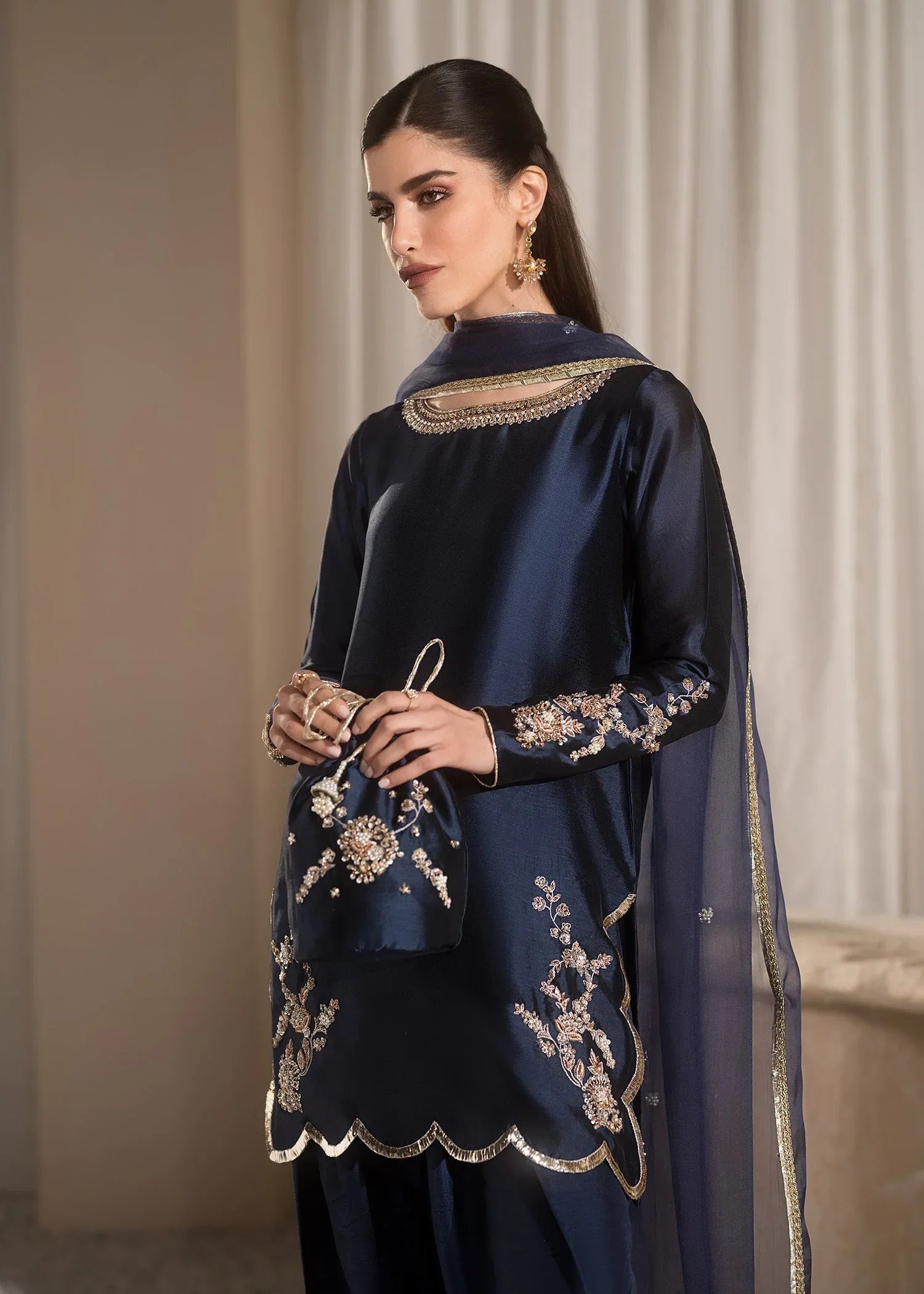 Mahum Asad | Breaking the Bar | Diva - Rang-e-Khaas