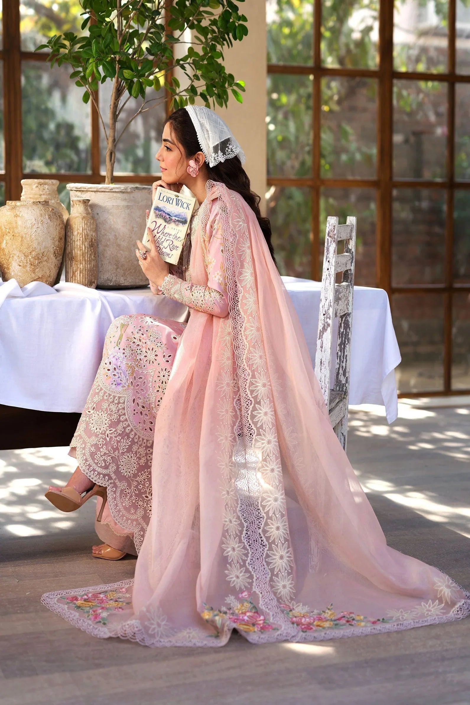 Maryam Hussain | Luxury Lawn 25 | Dimple - Rang-e-Khaas